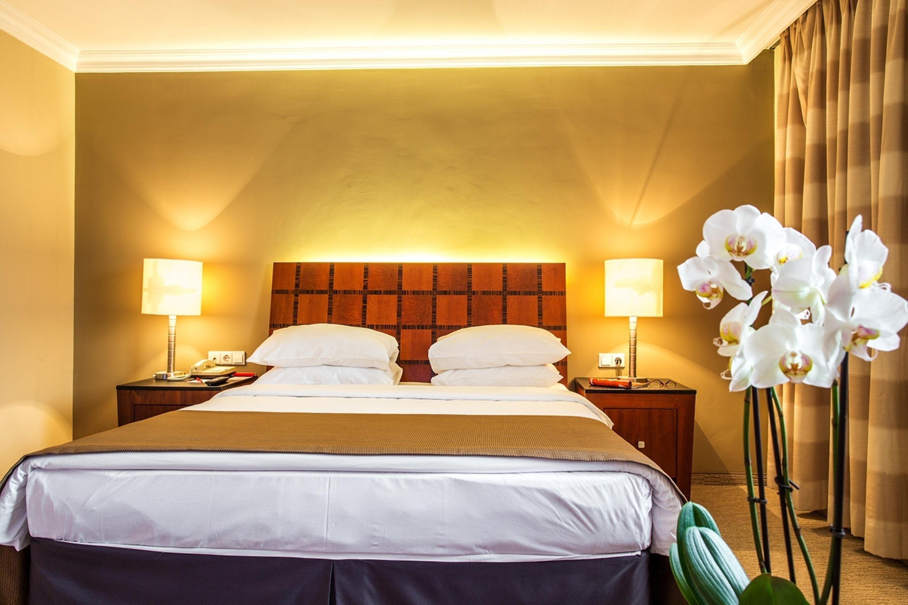 Hotel Ramada By Wyndham Center