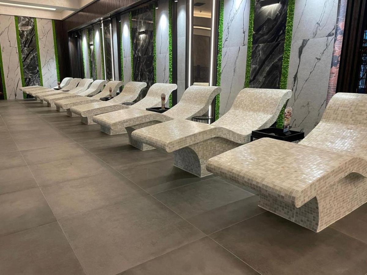Ramada By Wyndham Center Sofia