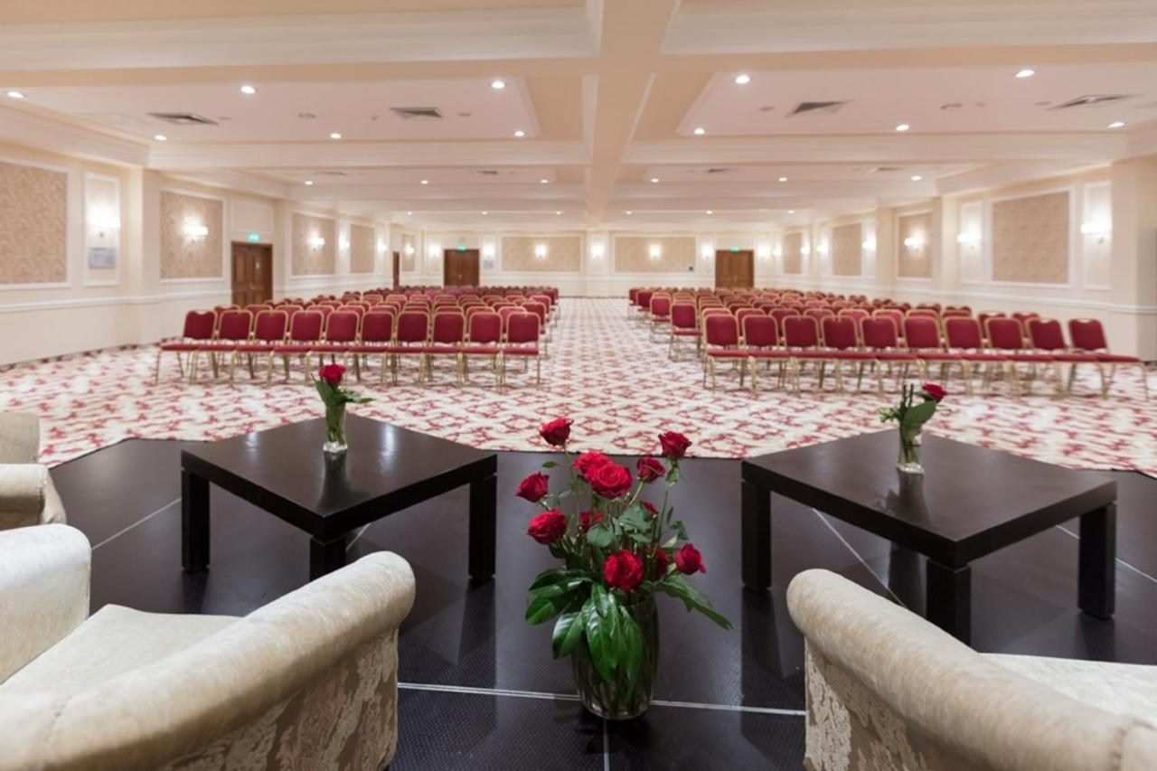 Ramada By Wyndham Center 4*